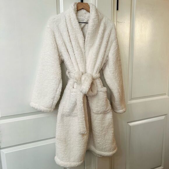 Pottery barn teddy bear robe white womens unisex super soft - Picture 1 of 8